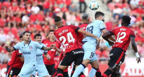 بالفيديو..أتلتيكو يعود للانتصارات بثنائية في مايوركا ويتصدر الليجا